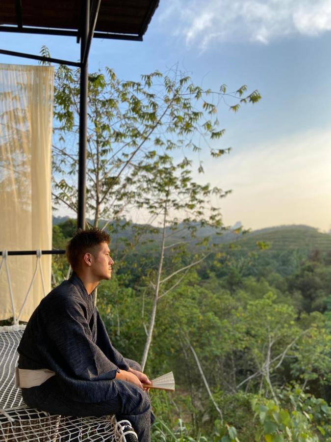 Tanoshi Glamping In Khao Sok Hotel Khao Sok National Park Екстериор снимка