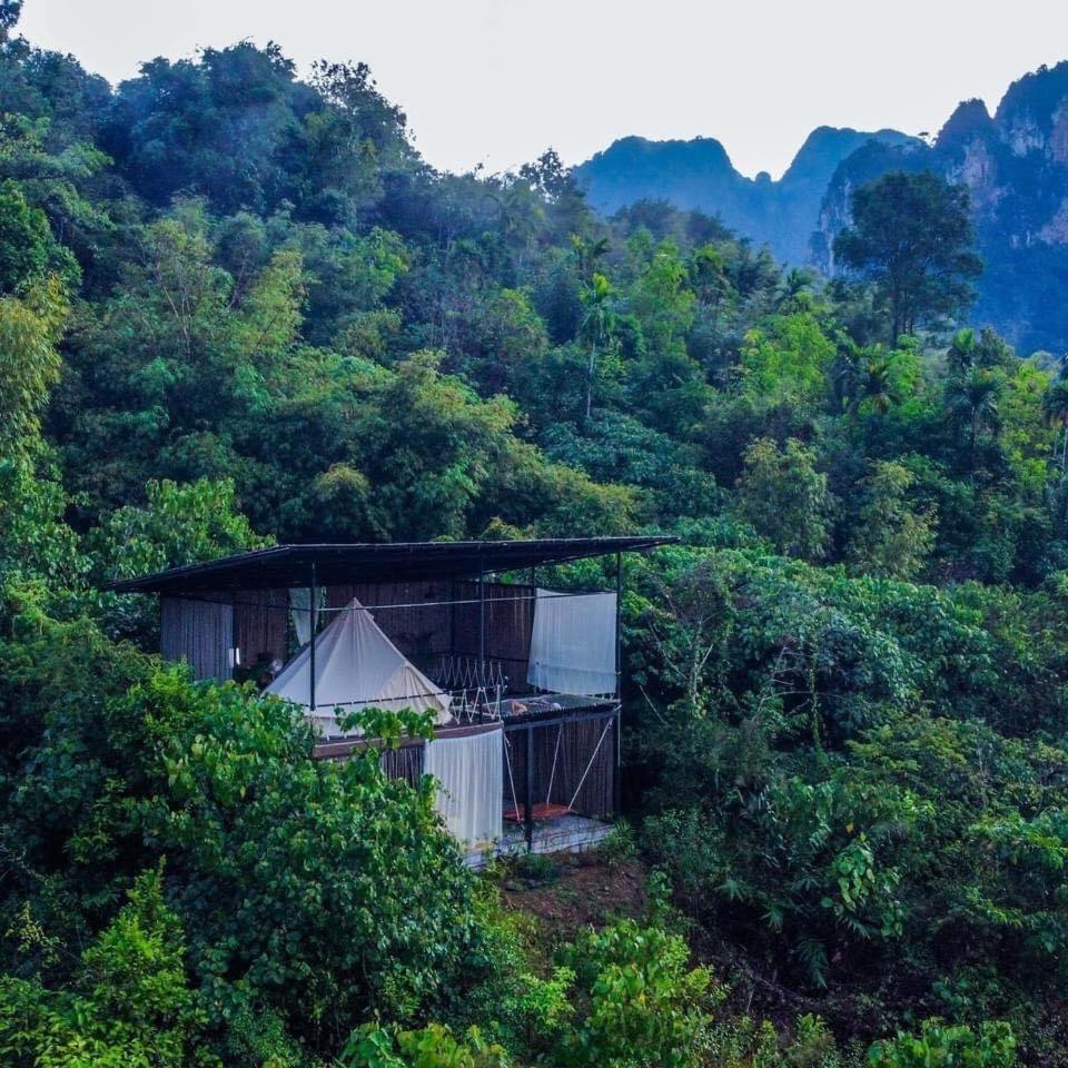 Tanoshi Glamping In Khao Sok Hotel Khao Sok National Park Екстериор снимка
