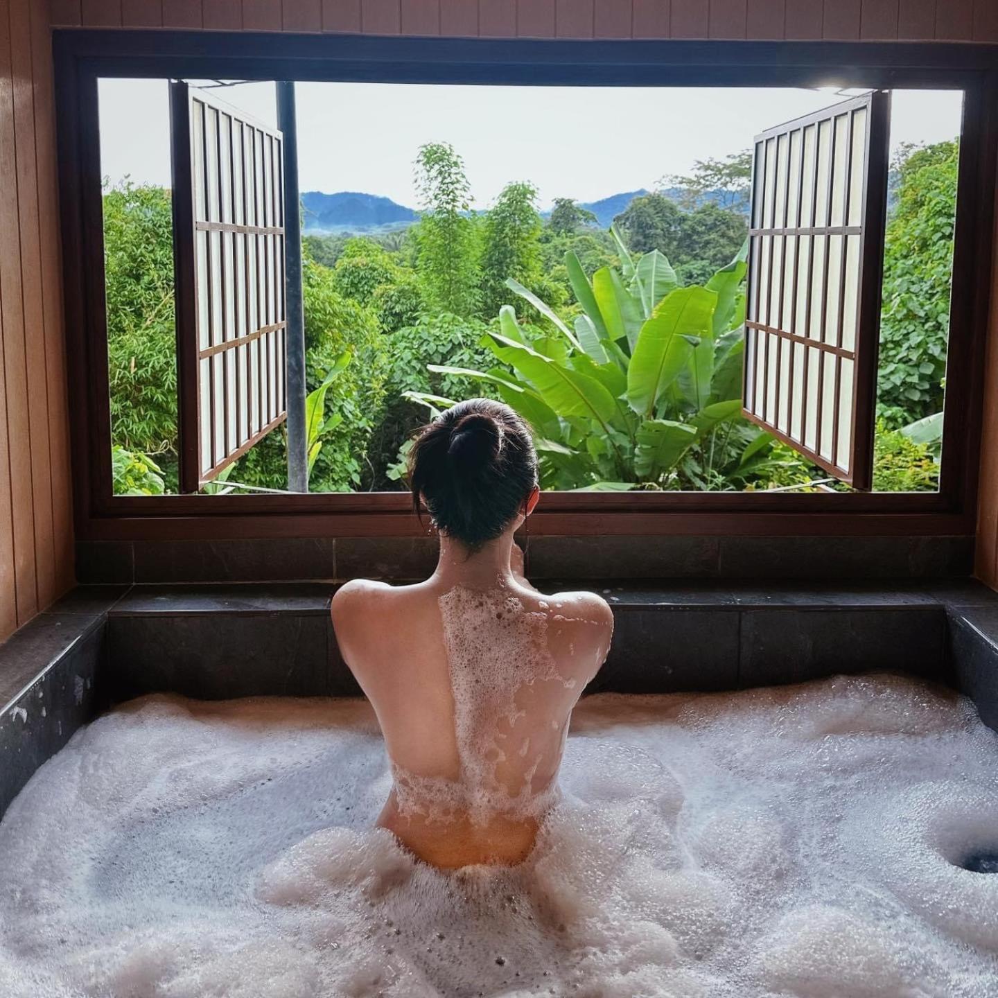 Tanoshi Glamping In Khao Sok Hotel Khao Sok National Park Екстериор снимка